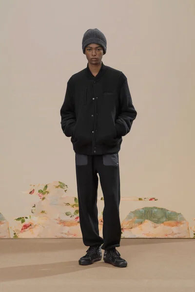 Look 25